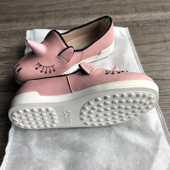 Childs LEATHER EVERUGG Pink Unicorn Shoes with Horn and eyelashes - Picture 2 of 10